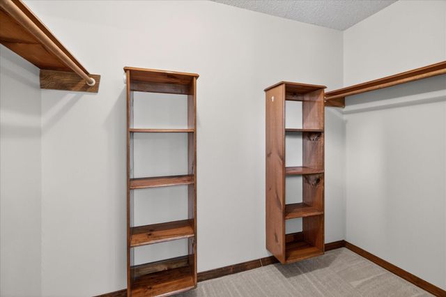 137 Arrowwood Street, Lake Jackson, TX 77566