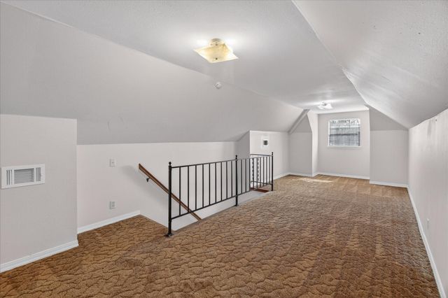 137 Arrowwood Street, Lake Jackson, TX 77566