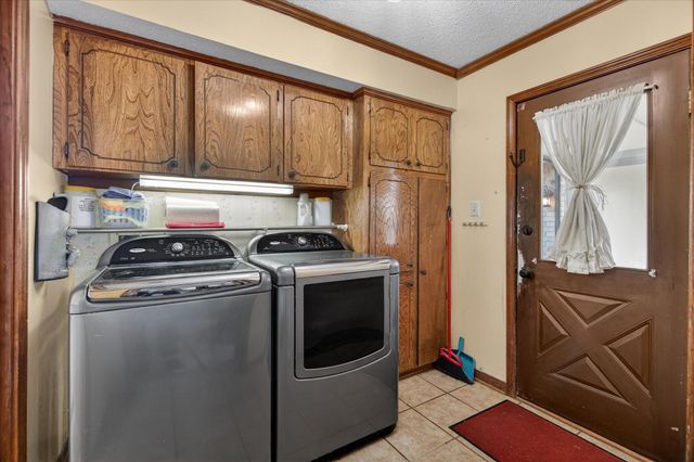 137 Arrowwood Street, Lake Jackson, TX 77566