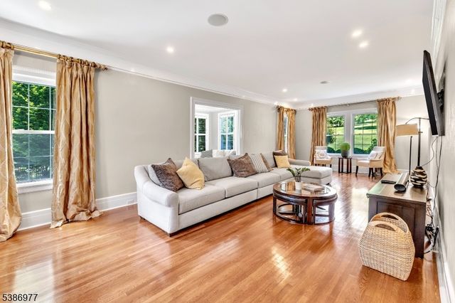 65 S Mountain Ave, Montclair Twp., NJ 07042
