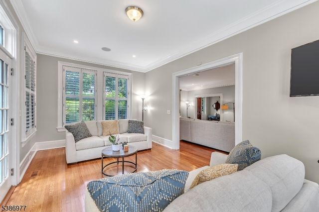 65 S Mountain Ave, Montclair Twp., NJ 07042