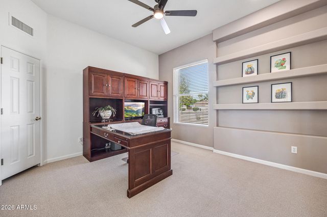 2687 E ARROWHEAD Trail, Gilbert, AZ 85297