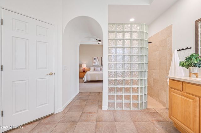 2687 E ARROWHEAD Trail, Gilbert, AZ 85297