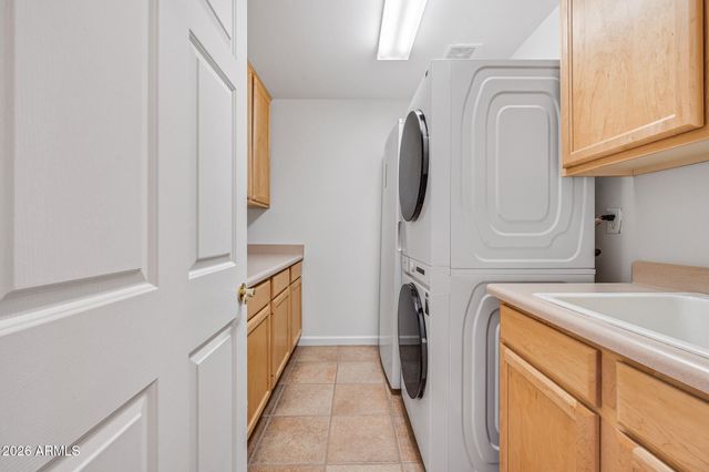 2687 E ARROWHEAD Trail, Gilbert, AZ 85297