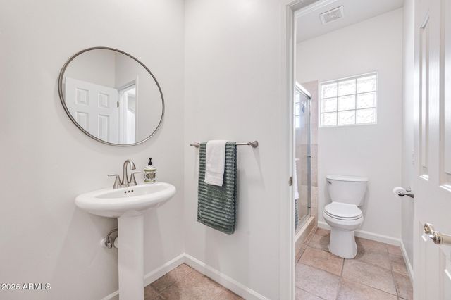 2687 E ARROWHEAD Trail, Gilbert, AZ 85297