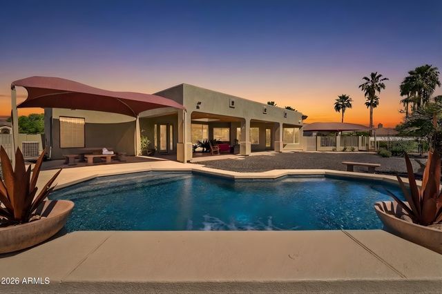 2687 E ARROWHEAD Trail, Gilbert, AZ 85297