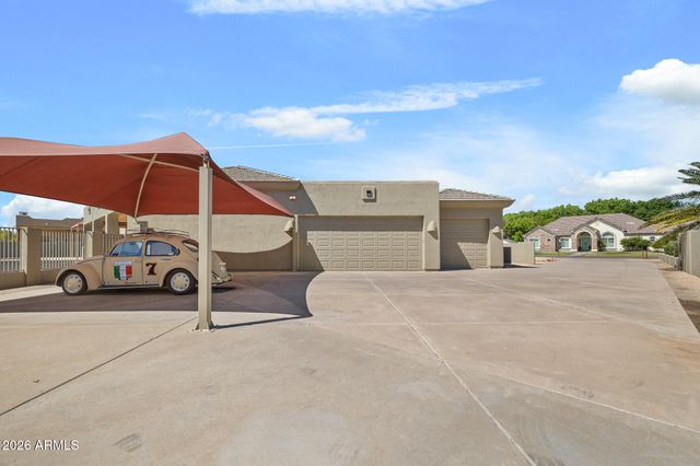 2687 E ARROWHEAD Trail, Gilbert, AZ 85297