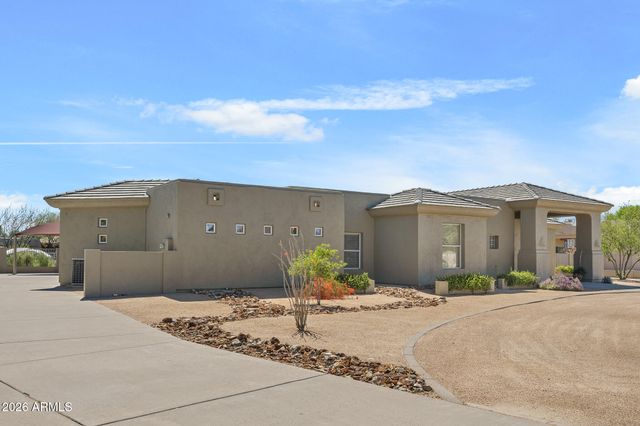 2687 E ARROWHEAD Trail, Gilbert, AZ 85297