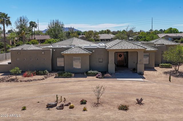 2687 E ARROWHEAD Trail, Gilbert, AZ 85297