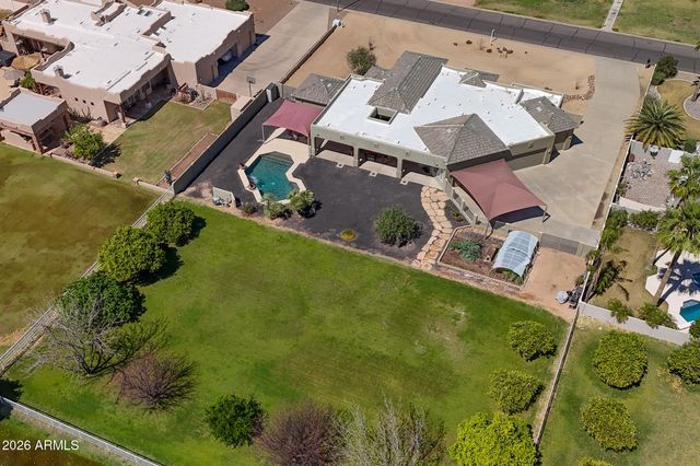 2687 E ARROWHEAD Trail, Gilbert, AZ 85297