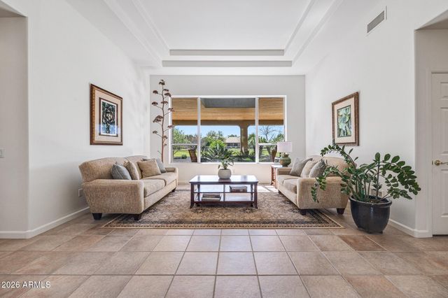 2687 E ARROWHEAD Trail, Gilbert, AZ 85297