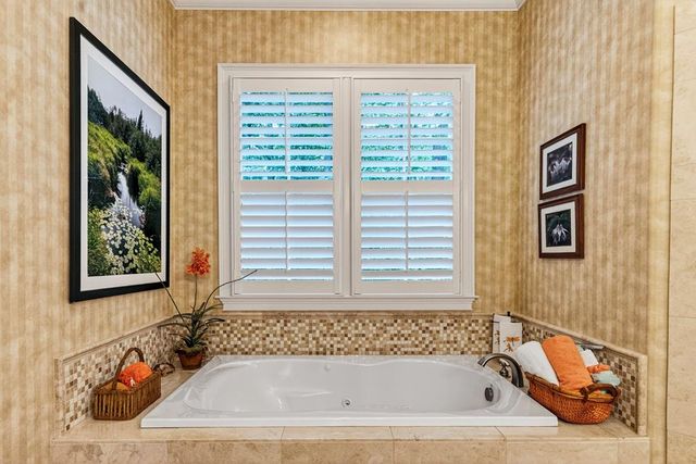 511 Brae Burn Court, Lanett, AL 36863