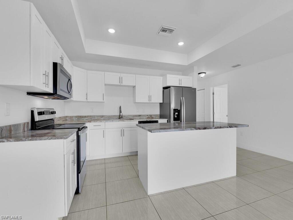 716/718 Harry AVE S, LEHIGH ACRES, FL 33973 — photo 4