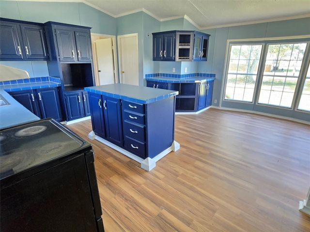 44 Avenue K, Markham, TX 77456