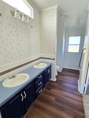 44 Avenue K, Markham, TX 77456