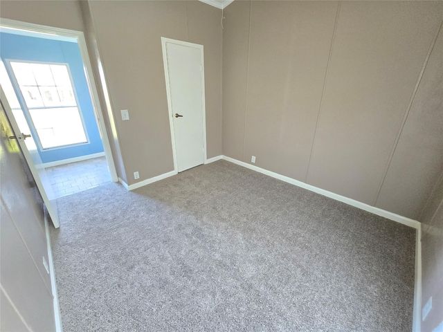 44 Avenue K, Markham, TX 77456