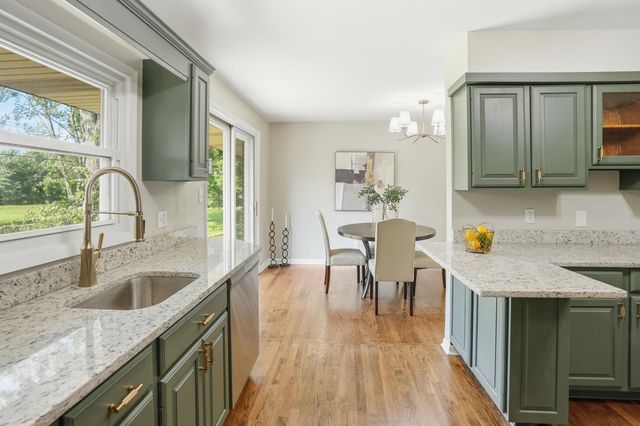 1120 W 54th Avenue, Merrillville, IN 46410
