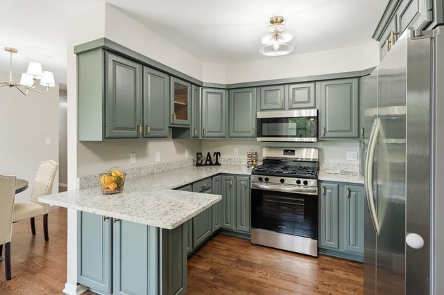 1120 W 54th Avenue, Merrillville, IN 46410