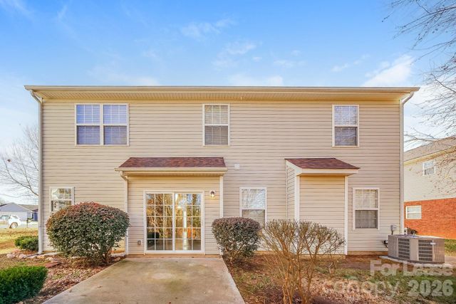 340 Courtland Court, Kannapolis, NC 28081