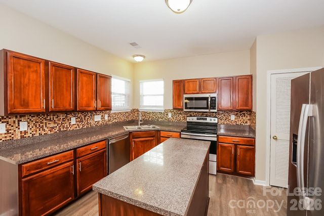 340 Courtland Court, Kannapolis, NC 28081