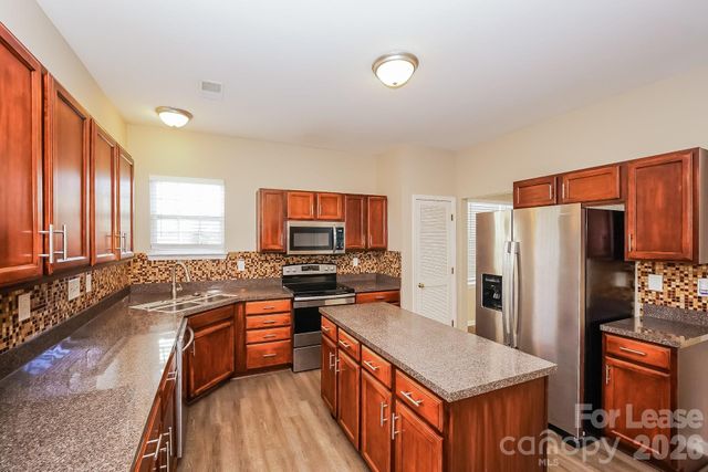 340 Courtland Court, Kannapolis, NC 28081