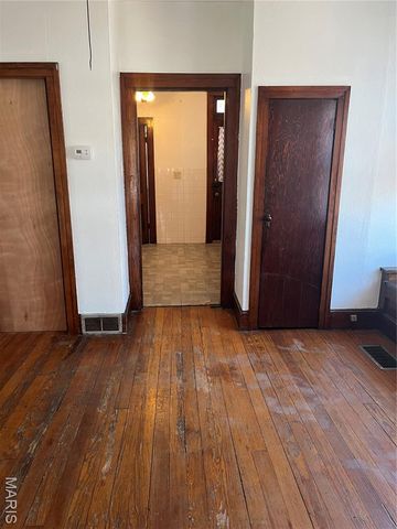 611 Centreville Avenue, Belleville, IL 62220