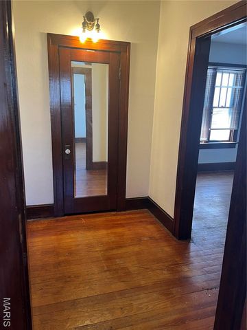 611 Centreville Avenue, Belleville, IL 62220