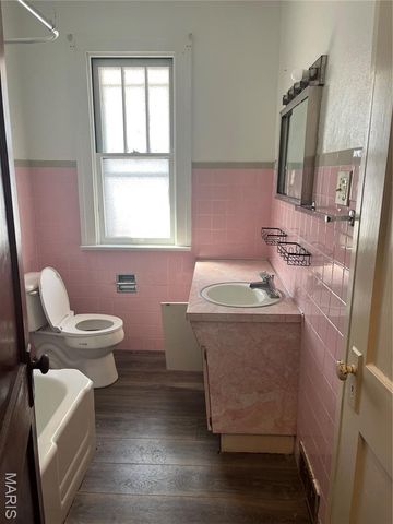 611 Centreville Avenue, Belleville, IL 62220