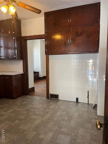 611 Centreville Avenue, Belleville, IL 62220