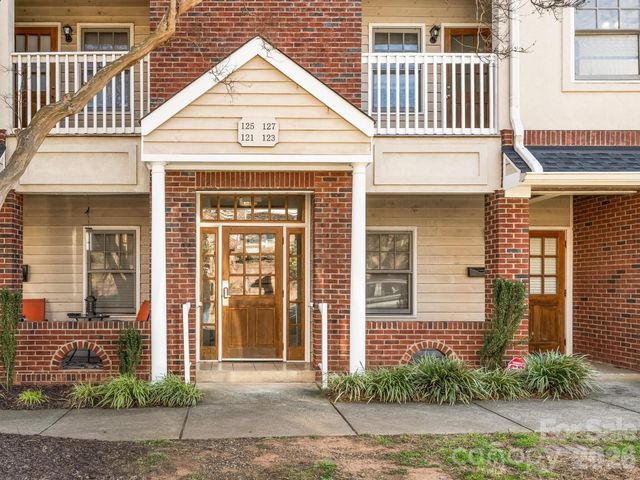 123 S Summit Avenue, Charlotte, NC 28208