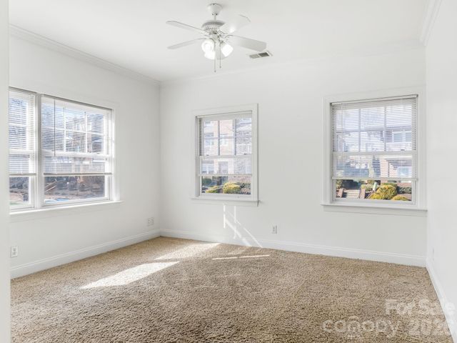 123 S Summit Avenue, Charlotte, NC 28208