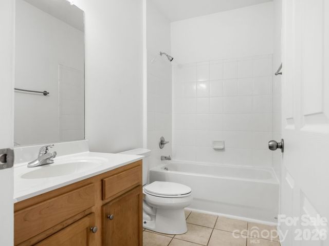 123 S Summit Avenue, Charlotte, NC 28208