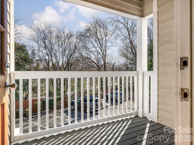 123 S Summit Avenue, Charlotte, NC 28208
