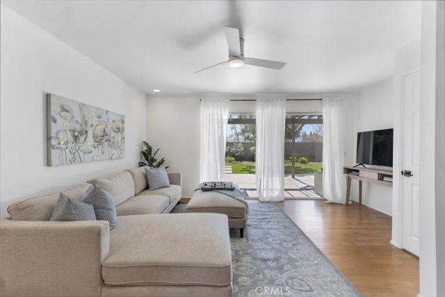 6402 Pinion, Oak Park, CA 91377