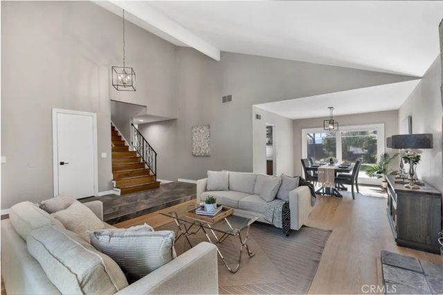 6402 Pinion, Oak Park, CA 91377