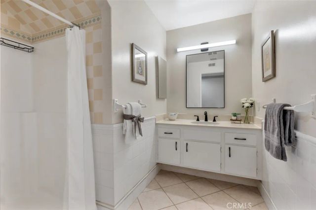 6402 Pinion, Oak Park, CA 91377