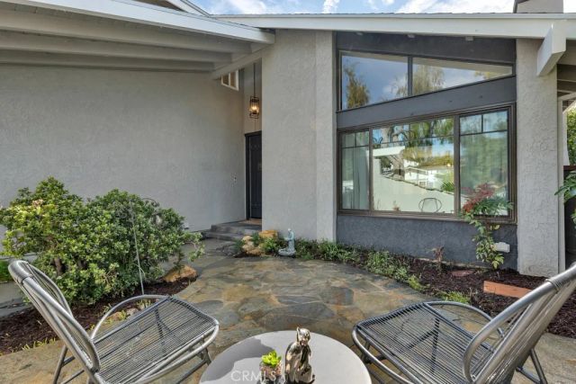 6402 Pinion, Oak Park, CA 91377