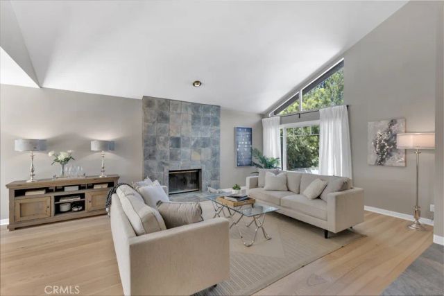 6402 Pinion, Oak Park, CA 91377