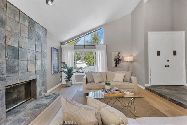 6402 Pinion, Oak Park, CA 91377