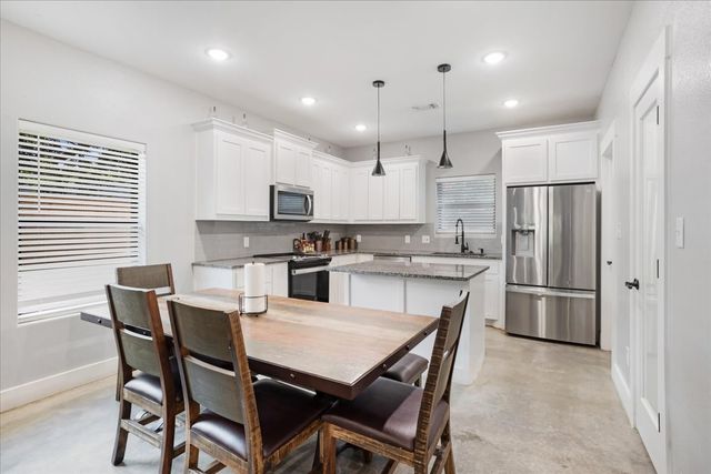 408 W Day Street, Denison, TX 75020