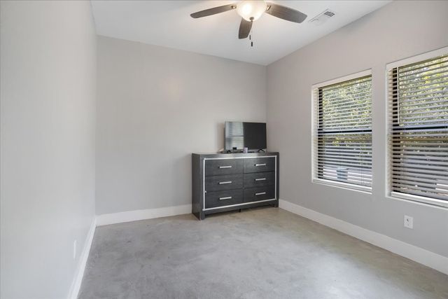 408 W Day Street, Denison, TX 75020