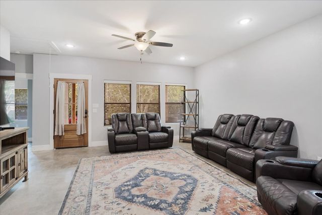 408 W Day Street, Denison, TX 75020