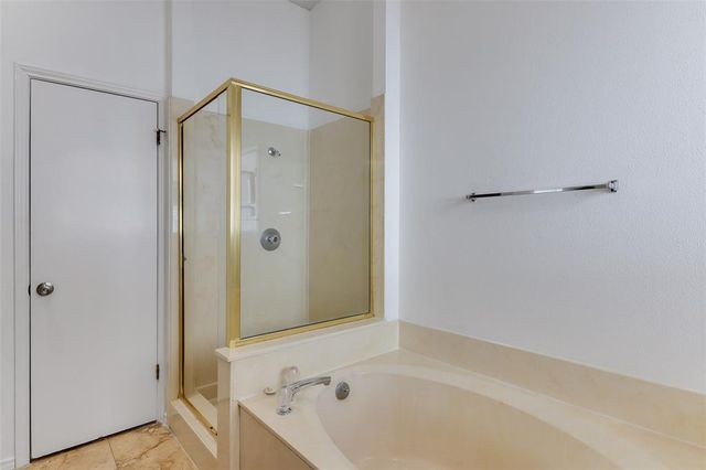 12606 Hunters Chase DR, Austin, TX 78729