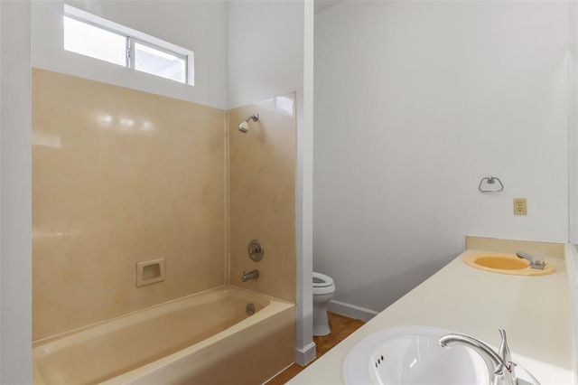 12606 Hunters Chase DR, Austin, TX 78729