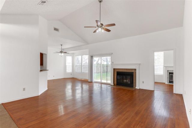 12606 Hunters Chase DR, Austin, TX 78729