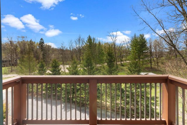 W5782 Ridge ROAD, Elkhorn, WI 53121