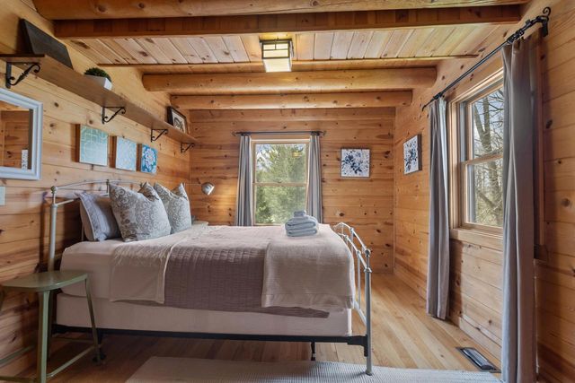 W5782 Ridge ROAD, Elkhorn, WI 53121