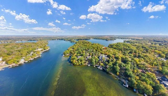 W5782 Ridge ROAD, Elkhorn, WI 53121