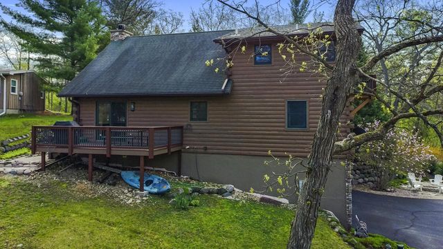 W5782 Ridge ROAD, Elkhorn, WI 53121