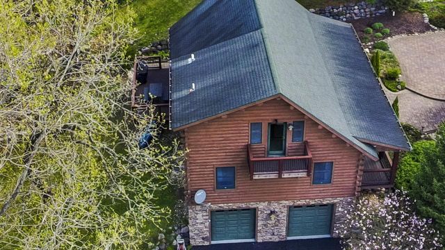 W5782 Ridge ROAD, Elkhorn, WI 53121